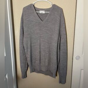 Vintage Christian Dior Gray Sweater. Size XL. Only warn a few times. Knitted.
